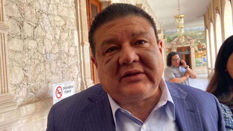 CESARJAUREGUIEDO.jpg