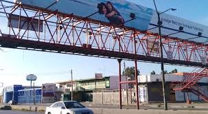 PUENTEPEATONALCDJ.jpeg