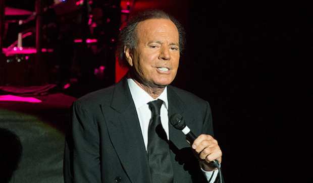 julioiglesias620.jpg