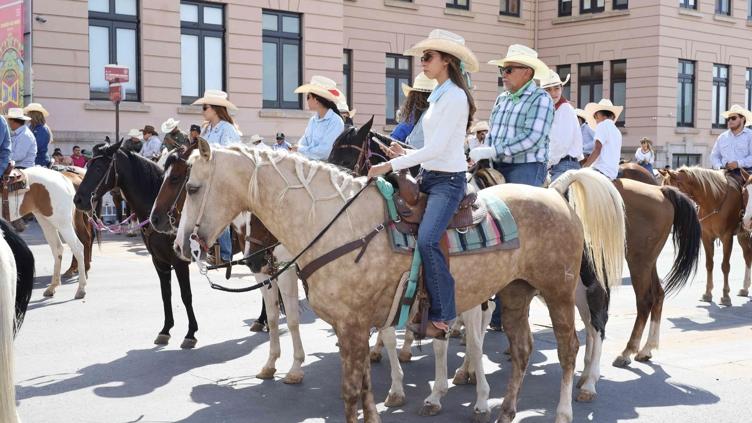 CABALLOS.jpg