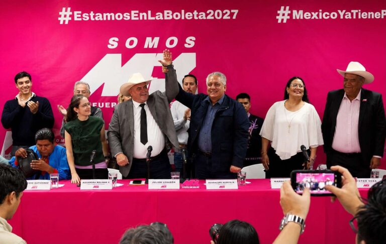 JULIANSOMOMEXICO.jpg