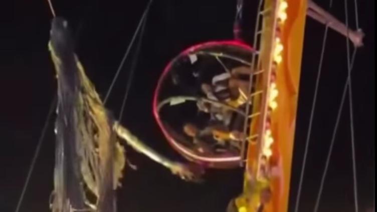 WESTERNPLAYLAND.jpg
