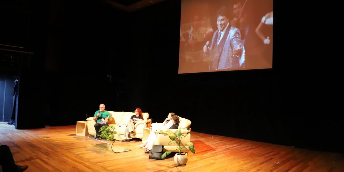 CHARLAS-JUAN-GABRIEL-UACJ7-1140x570.jpg