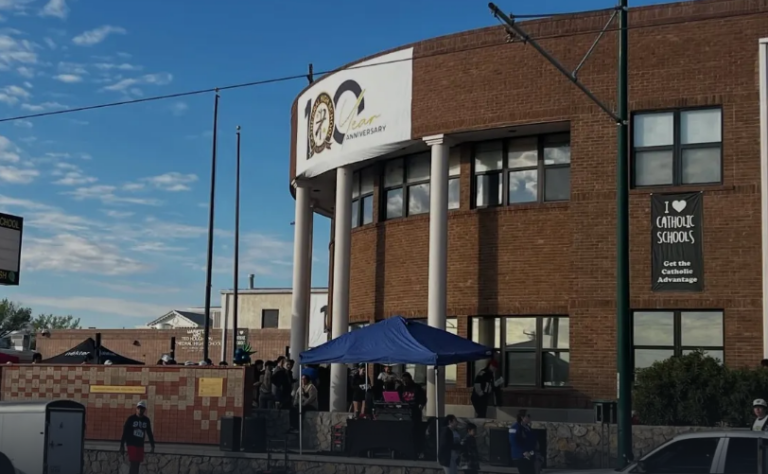 ESCUELA.png