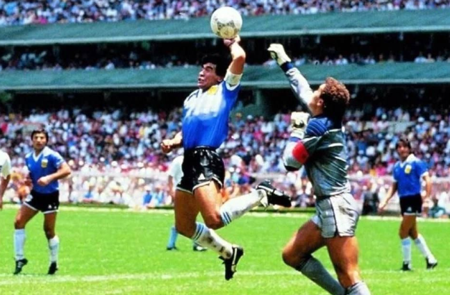 MARADONNA.png