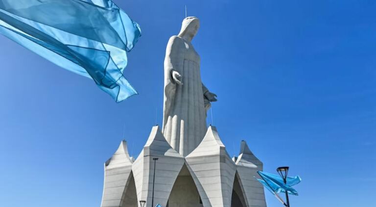 VIRGEN.jpg