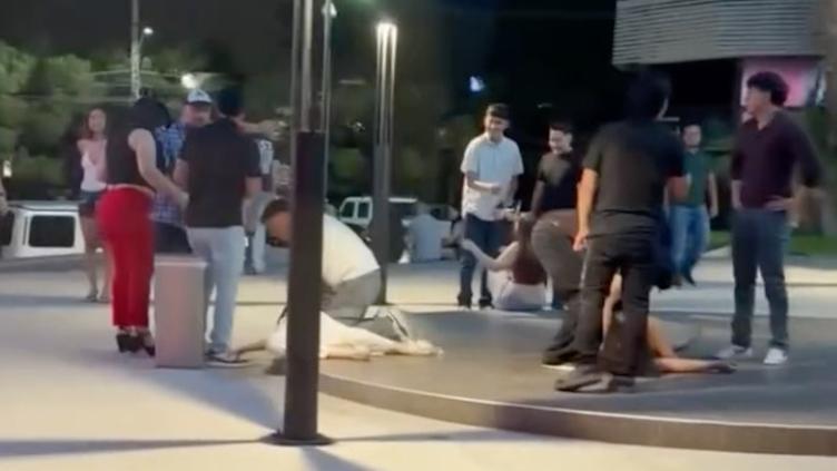 BBOBORRACCHHAASSS.jpg