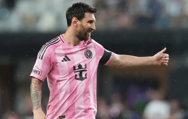 MESSI-.png